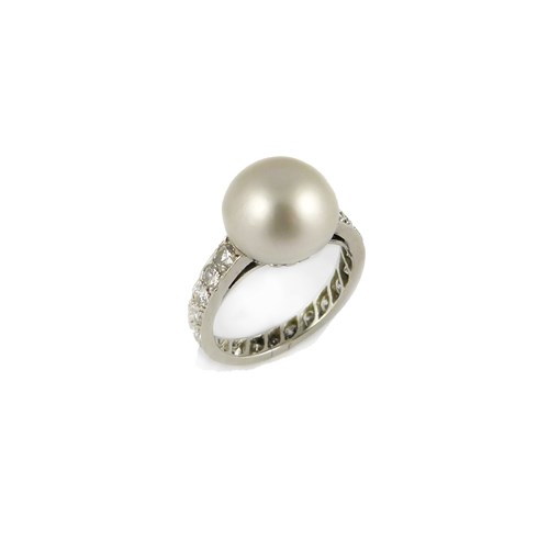 Single stone natural pearl & diamond ring